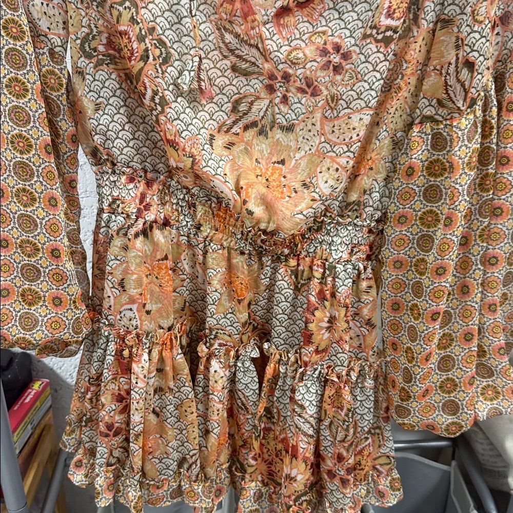Floral Patterned Dress with Ruffle Hem MISA Los Angeles Long Sleeve Dress Large - Picture 2 of 4